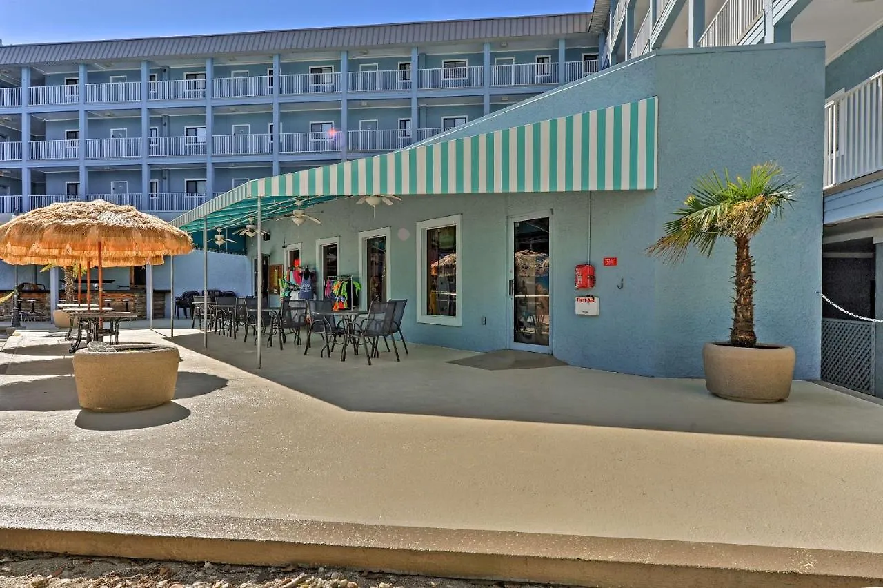 Hilton Head Resort Condo - 1 Mi To Shelter Cove! Hilton Head Island Apartment