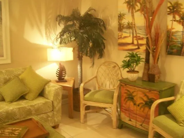 Hilton Head Resort Condo - 1 Mi To Shelter Cove! Hilton Head Island 0*,  United States