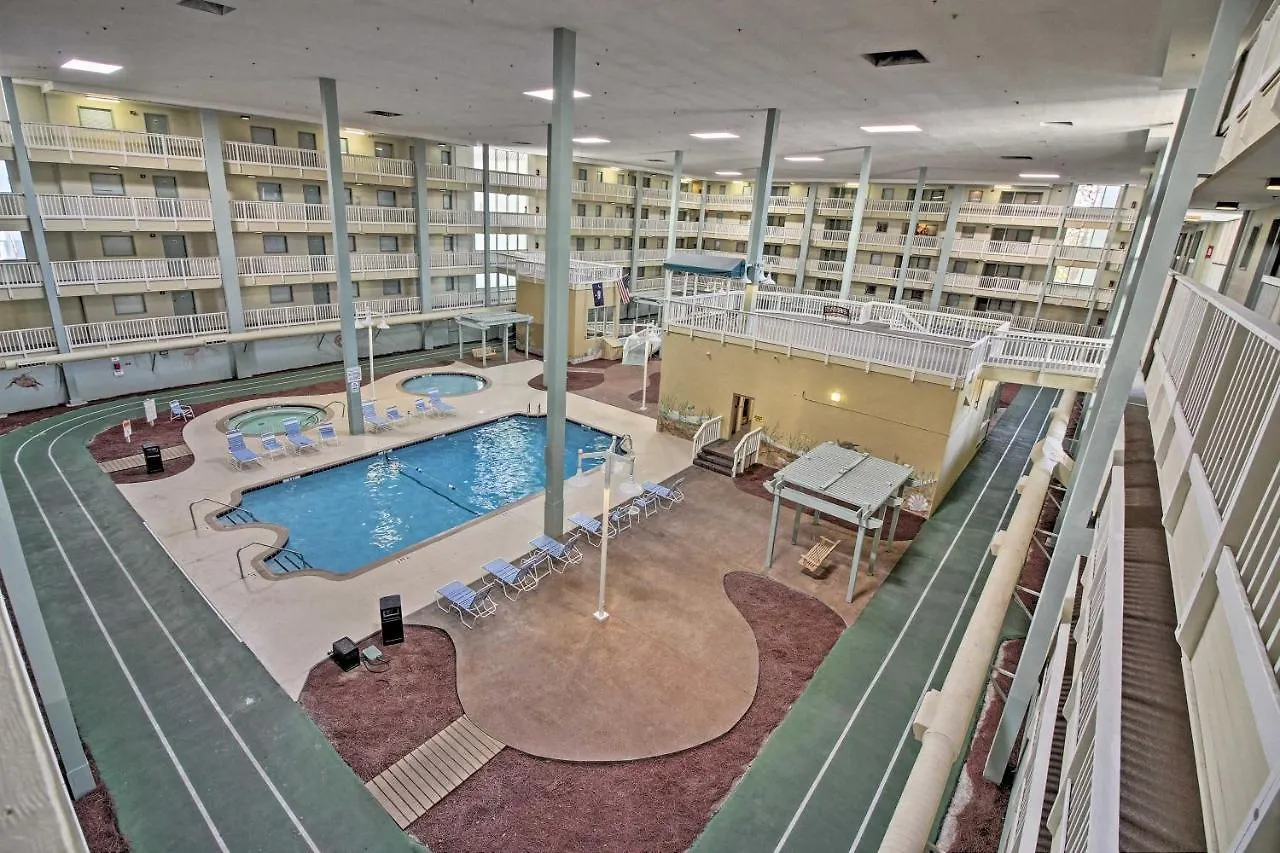 Apartment Hilton Head Resort Condo - 1 Mi To Shelter Cove! Hilton Head Island